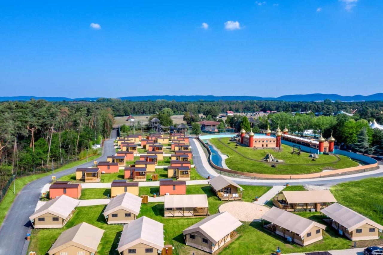 Schloß Holte-Stukenbrock Safariland Stukenbrock Erlebnisresort מראה חיצוני תמונה